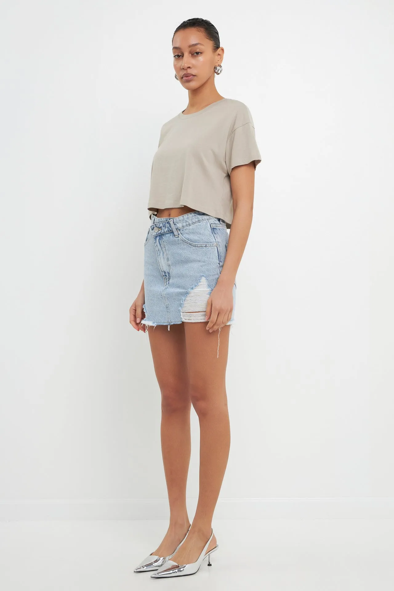 Cropped Basic T-Shirt