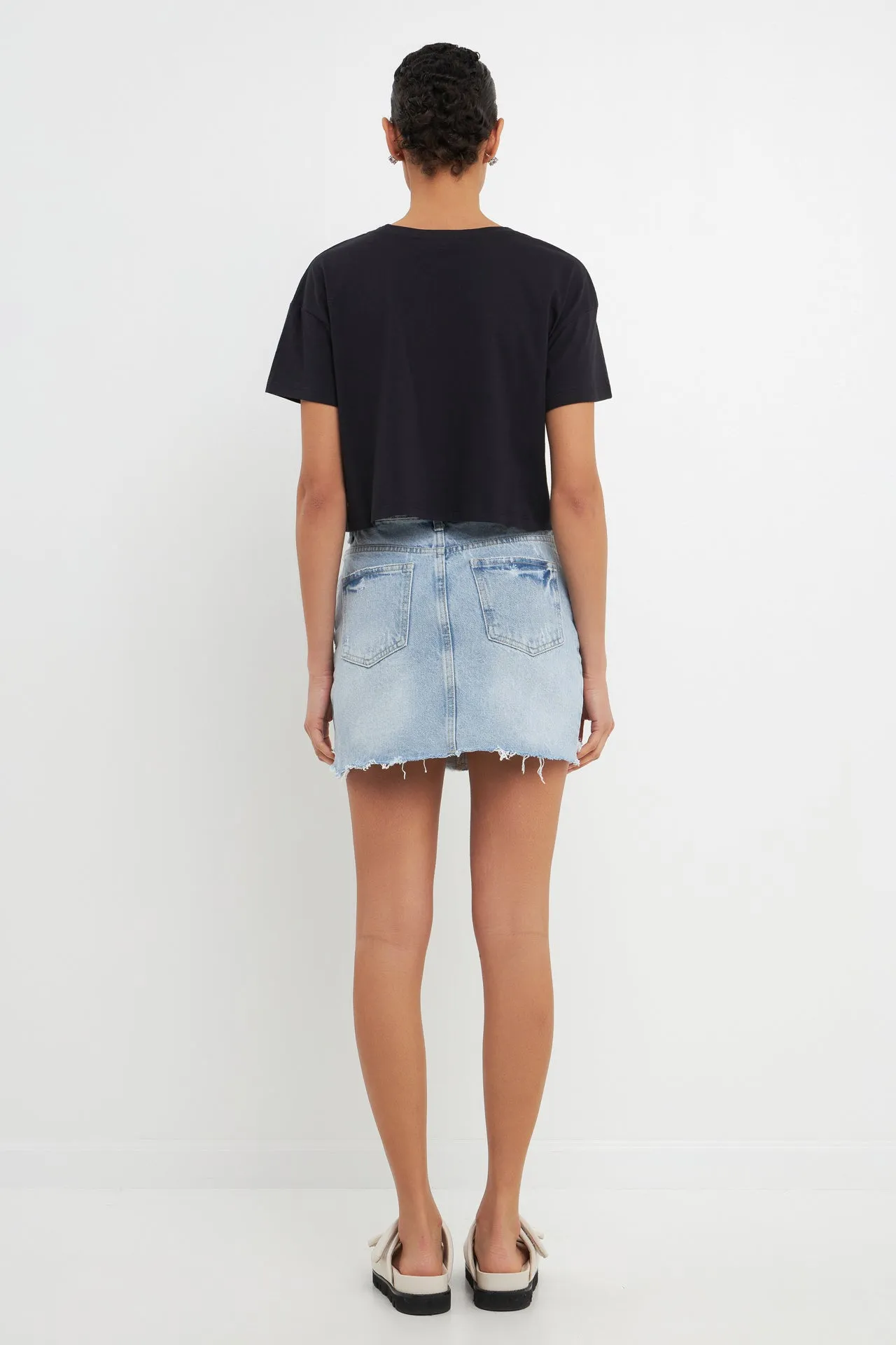 Cropped Basic T-Shirt