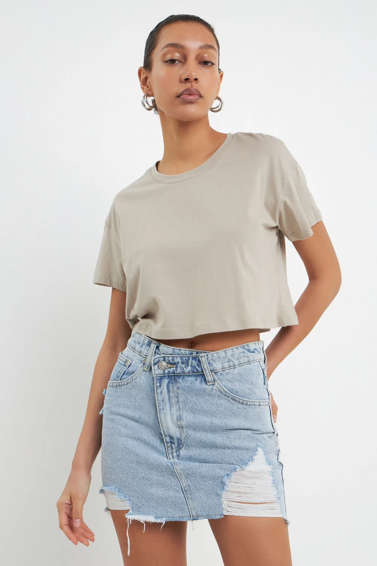 Cropped Basic T-Shirt
