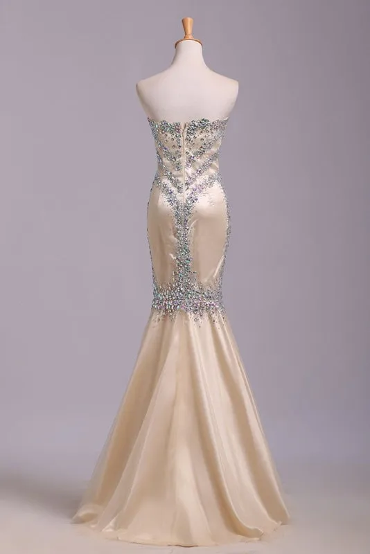 Floor Length Sweetheart Sequined Mermaid Prom Evening Dress