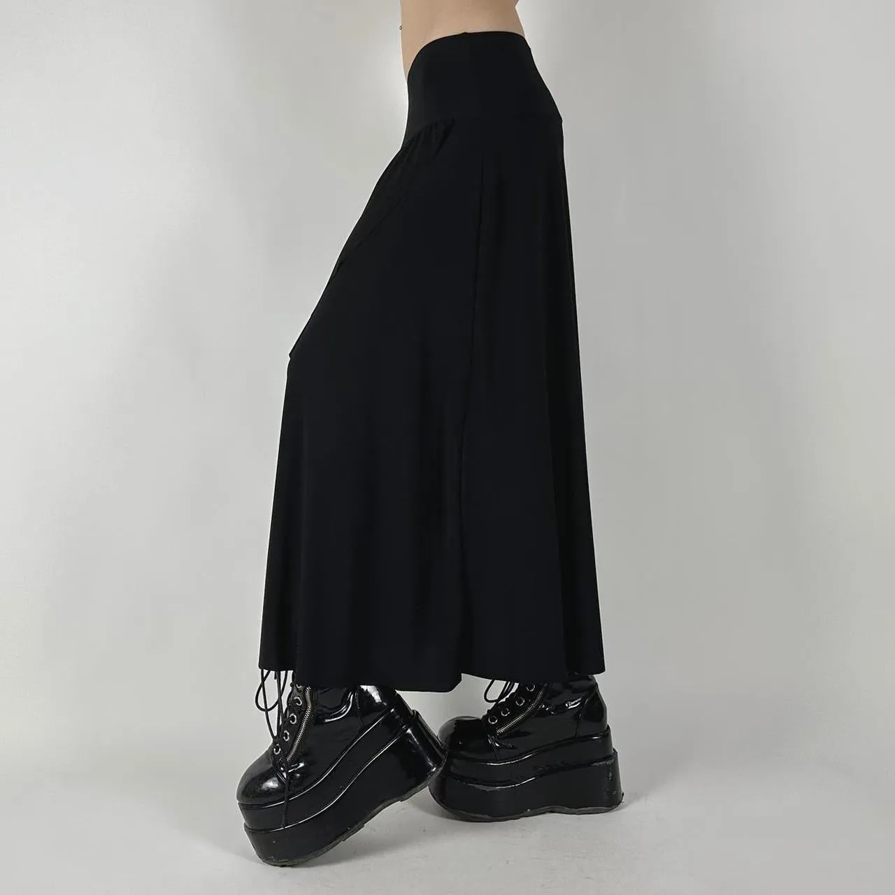Y2K Black Maxi Skirt (M)
